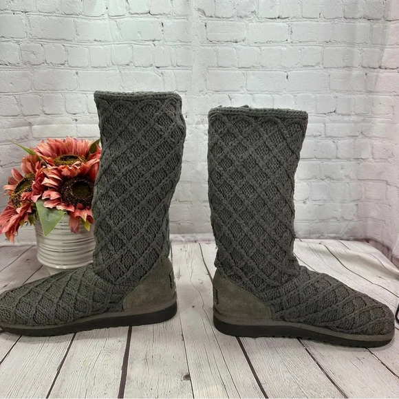 Ugg grey sweater boots lattice cardy knit tall boots women's sz 5 - Picture 2 of 10